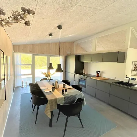 Gustaf - 400m To The Fjord By Interhome *