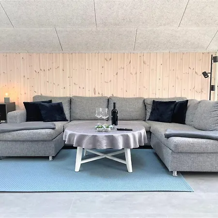 Gustaf - 400m To The Fjord By Interhome *